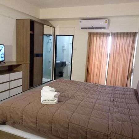 Komol Residence Bangkok Eksteriør billede