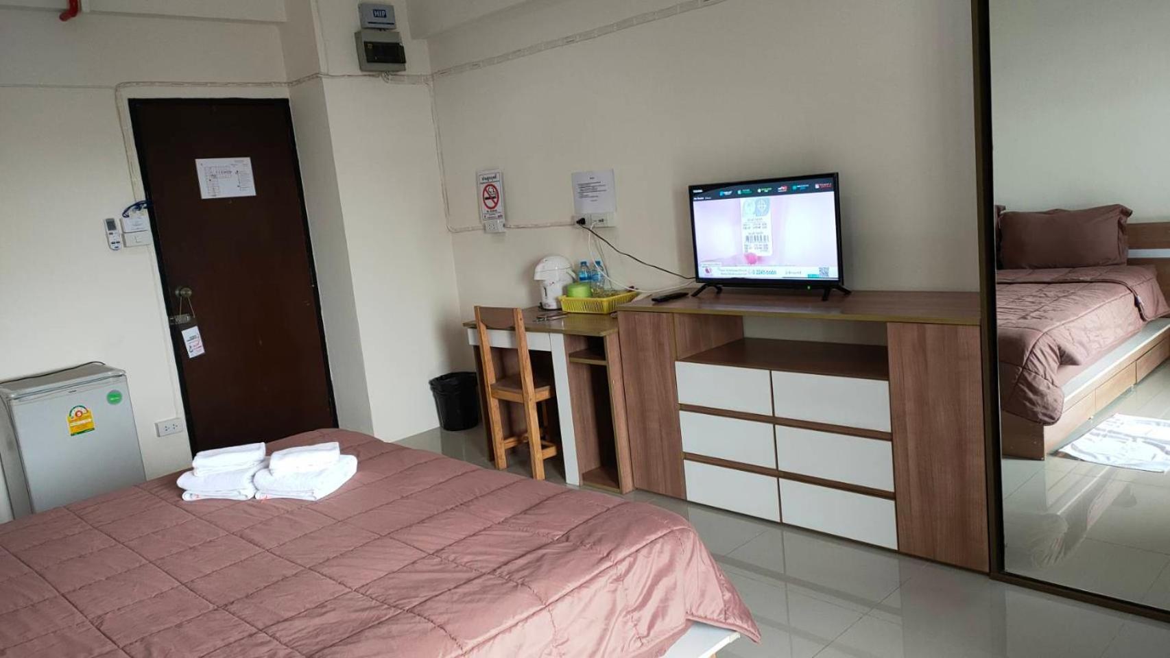 Komol Residence Bangkok Eksteriør billede
