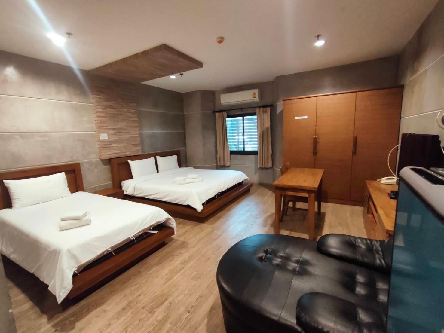 Komol Residence Bangkok Eksteriør billede